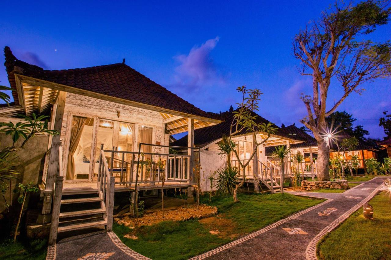 D'Coin Lembongan Hotel Nusa Lembongan  Exterior photo